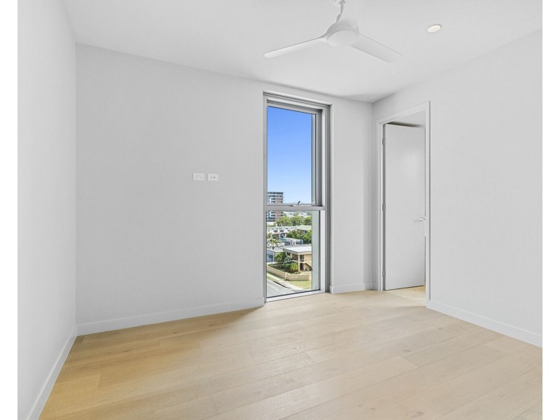 17/152 Jefferson Lane, Palm Beach QLD 4221