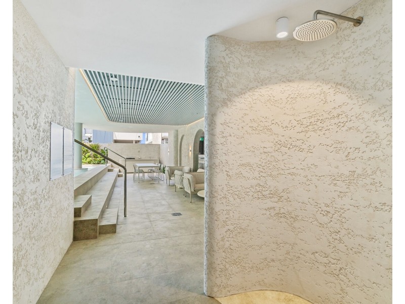 17/152 Jefferson Lane, Palm Beach QLD 4221