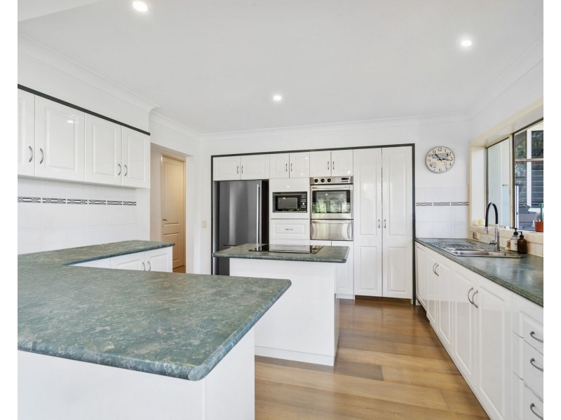 112 Simpsons Road, Currumbin Waters QLD 4223