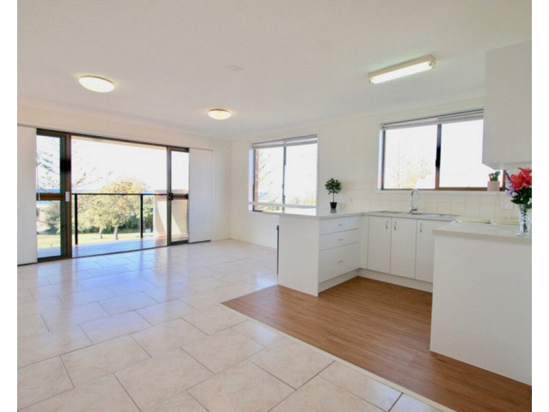9/20 Pacific Parade, Bilinga QLD 4225