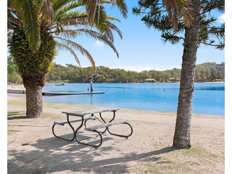 2/3 Nyrang Avenue, Palm Beach QLD 4221