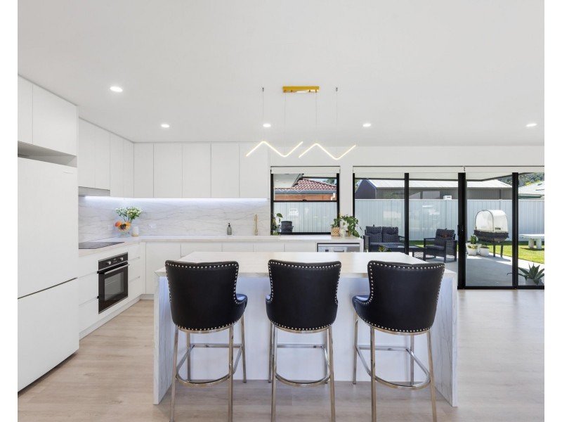 11 Togos Avenue, Currumbin Waters QLD 4223