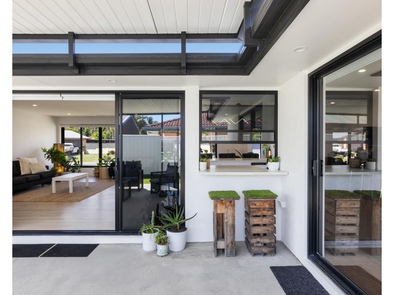 11 Togos Avenue, Currumbin Waters QLD 4223