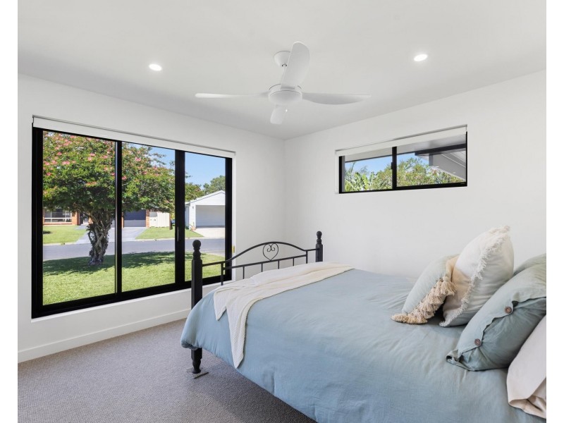 11 Togos Avenue, Currumbin Waters QLD 4223