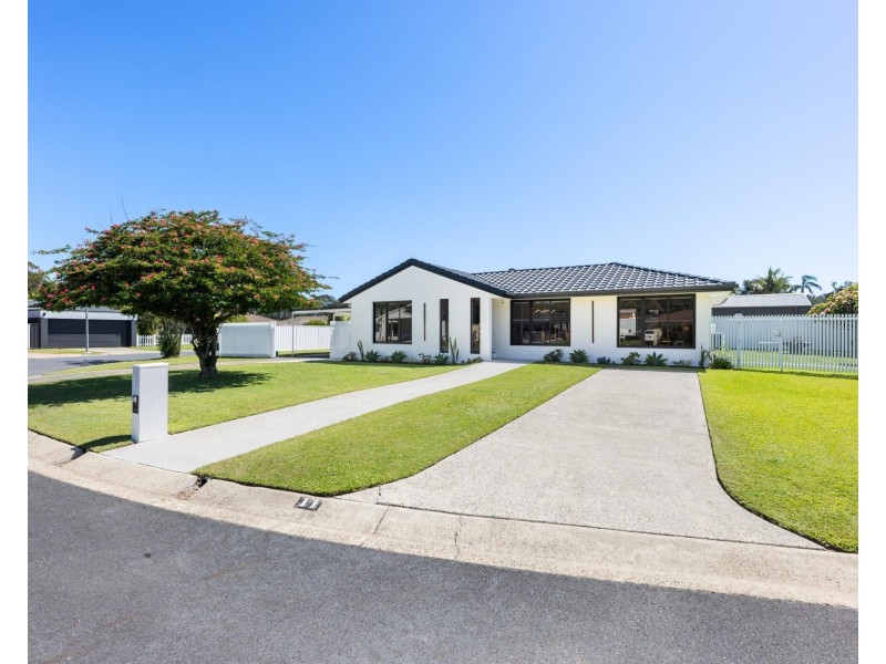 11 Togos Avenue, Currumbin Waters QLD 4223