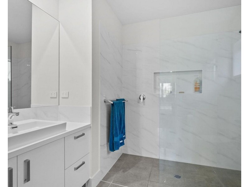 4 Midview Court, Currumbin QLD 4223