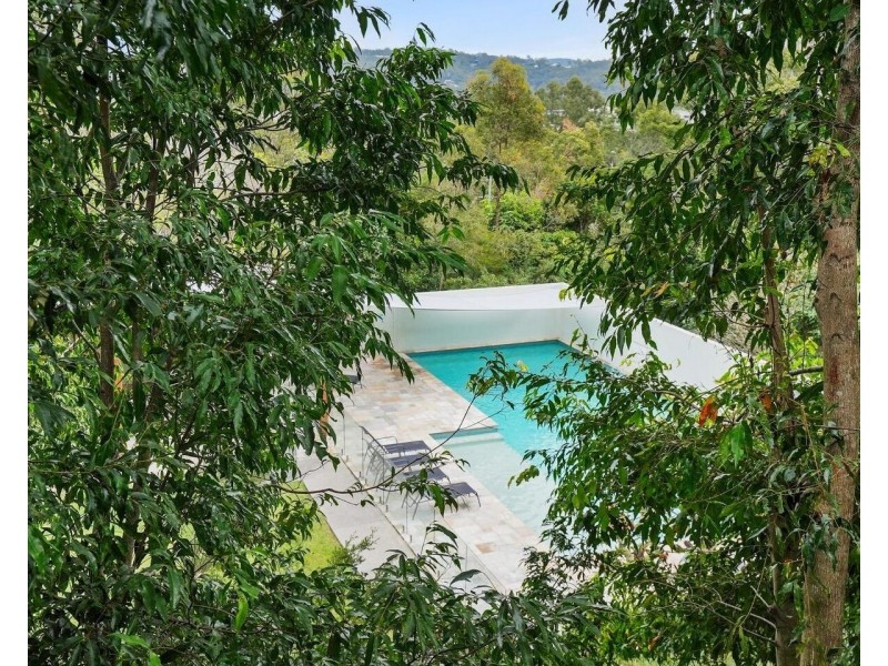 4 Midview Court, Currumbin QLD 4223