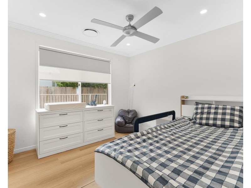 81 Dipper Drive, Burleigh Waters QLD 4220