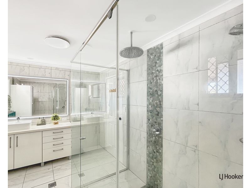 8 Jasper Court, Currumbin Waters QLD 4223