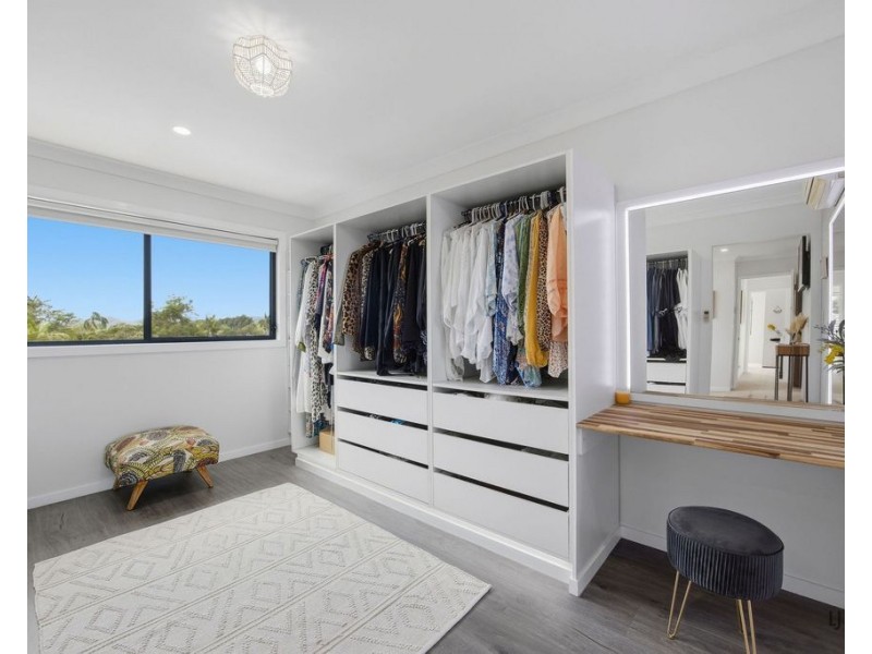 8 Jasper Court, Currumbin Waters QLD 4223