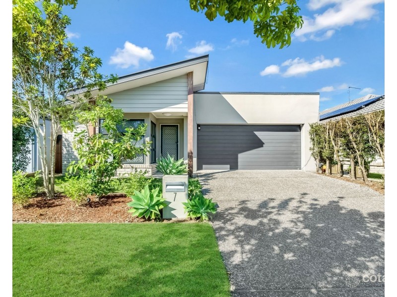 7 Girraween Street, Pimpama QLD 4209