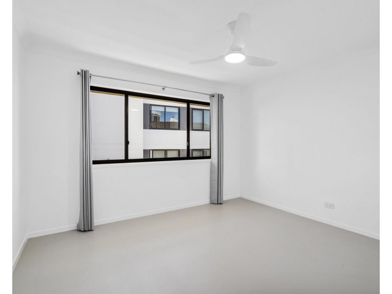 12/1031 Gold Coast Highway, Palm Beach QLD 4221