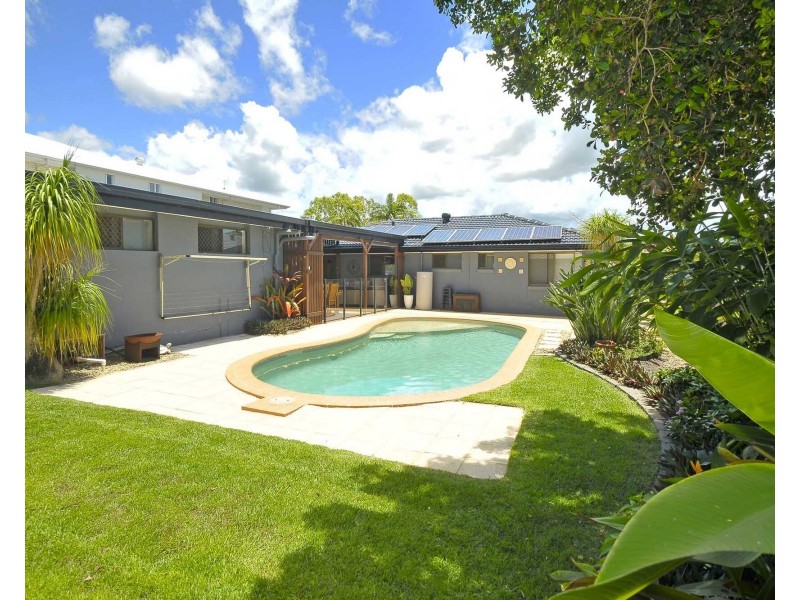 32 Seabrook Street, Elanora QLD 4221