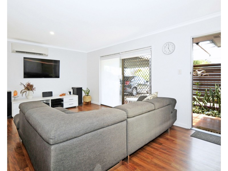 32 Seabrook Street, Elanora QLD 4221