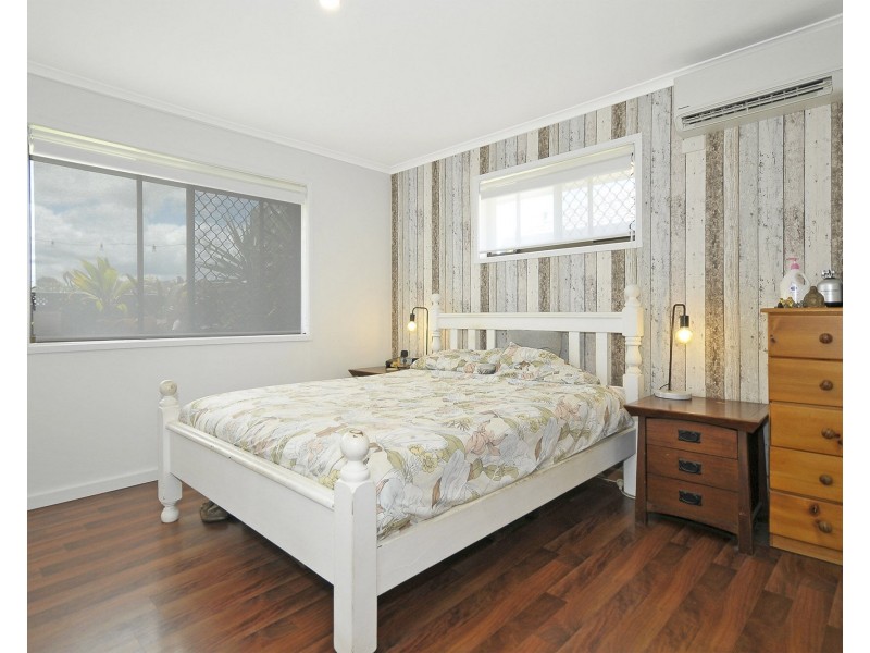 32 Seabrook Street, Elanora QLD 4221