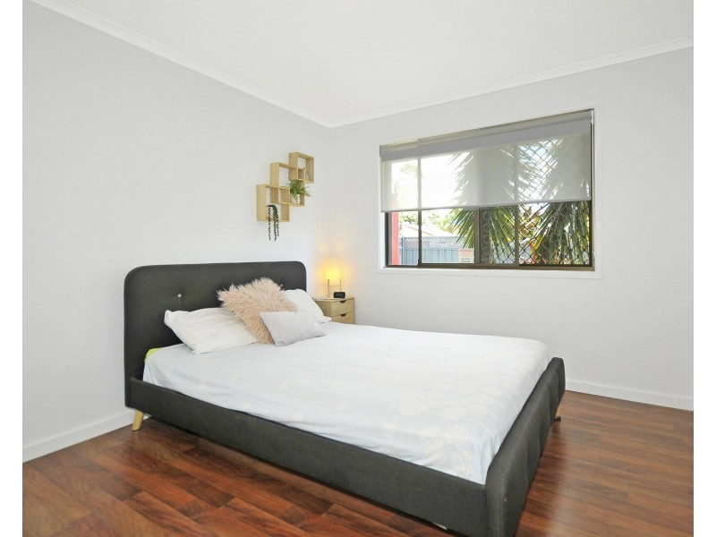 32 Seabrook Street, Elanora QLD 4221