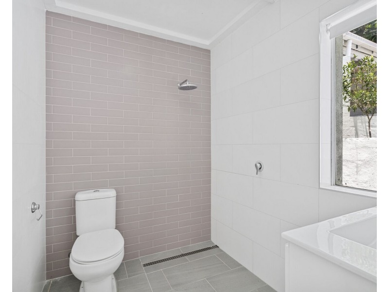 18 Stapylton Street, Coolangatta QLD 4225