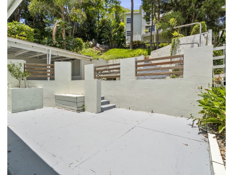 18 Stapylton Street, Coolangatta QLD 4225