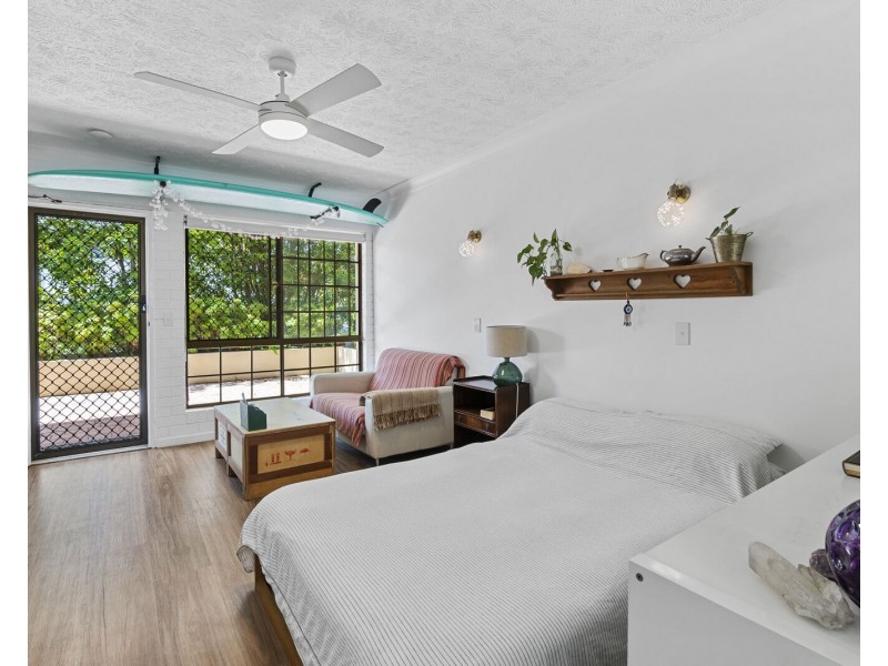 4/1072 Gold Coast Highway, Palm Beach QLD 4221