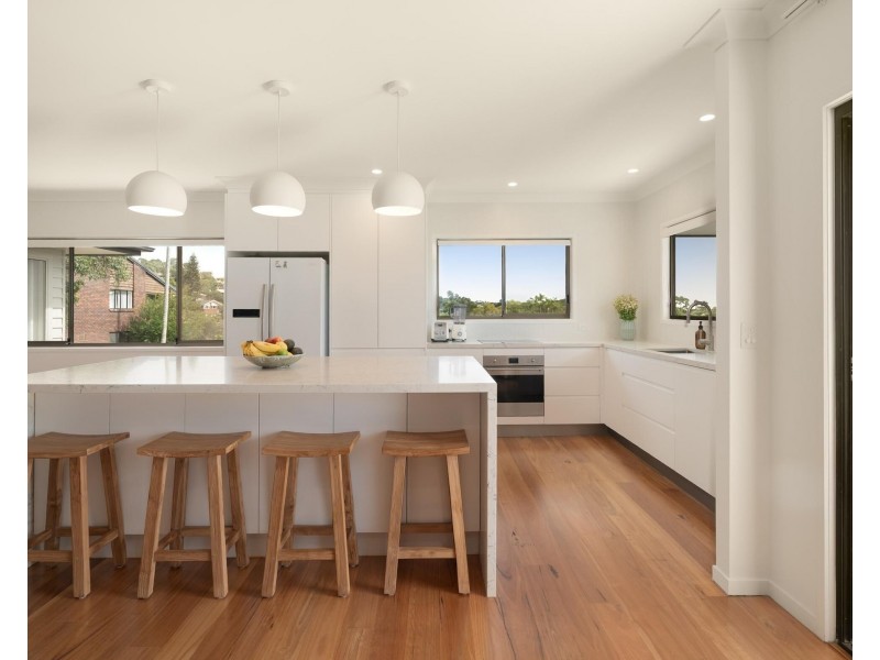 5 Sapwood Court, Elanora QLD 4221