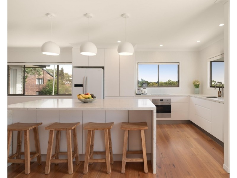 5 Sapwood Court, Elanora QLD 4221