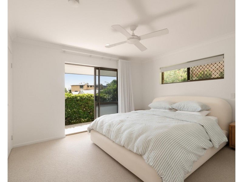 5 Sapwood Court, Elanora QLD 4221