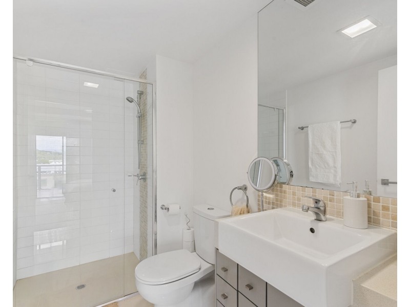 1313/10 Fifth Avenue, Palm Beach QLD 4221