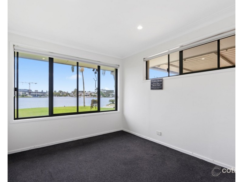 88 Mallawa Drive, Palm Beach QLD 4221