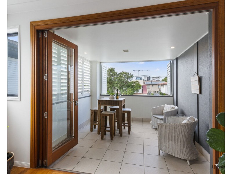 2/438 Cypress Terrace, Palm Beach QLD 4221