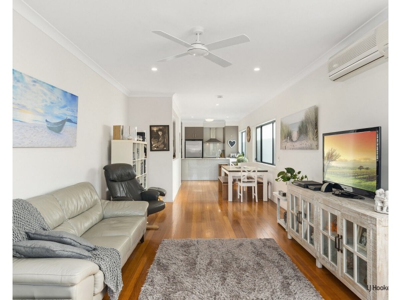 2/438 Cypress Terrace, Palm Beach QLD 4221