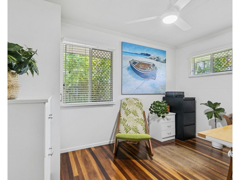 10 Narbine Street, Currumbin Waters QLD 4223