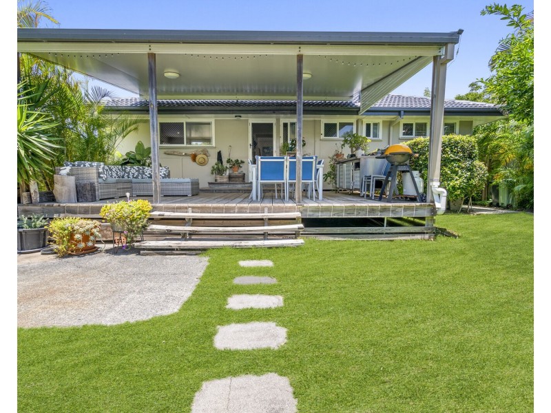 10 Narbine Street, Currumbin Waters QLD 4223