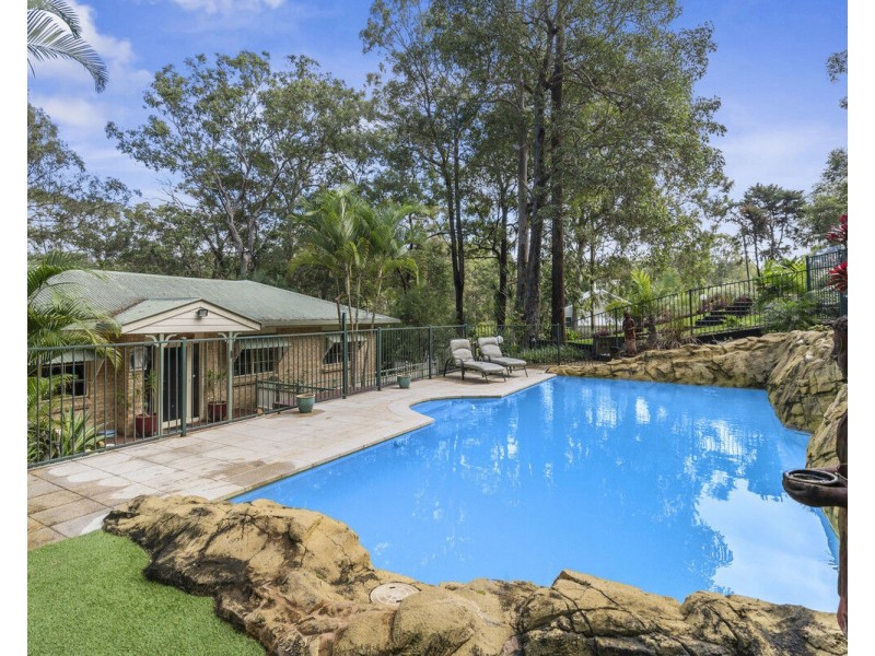 8 Raleigh Terrace, Currumbin Waters QLD 4223