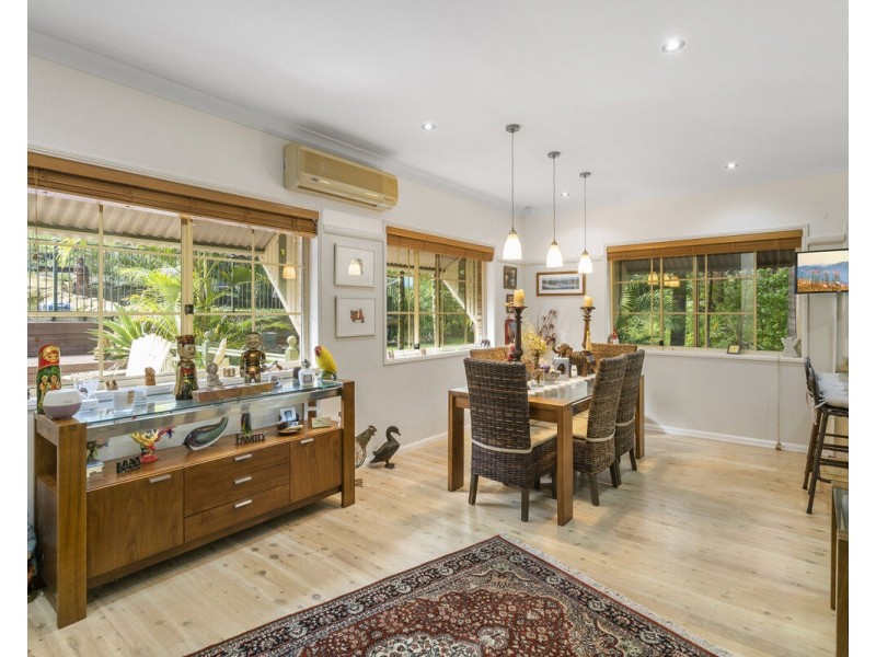 8 Raleigh Terrace, Currumbin Waters QLD 4223