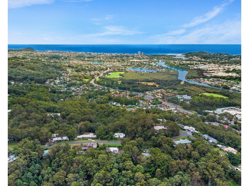 8 Raleigh Terrace, Currumbin Waters QLD 4223