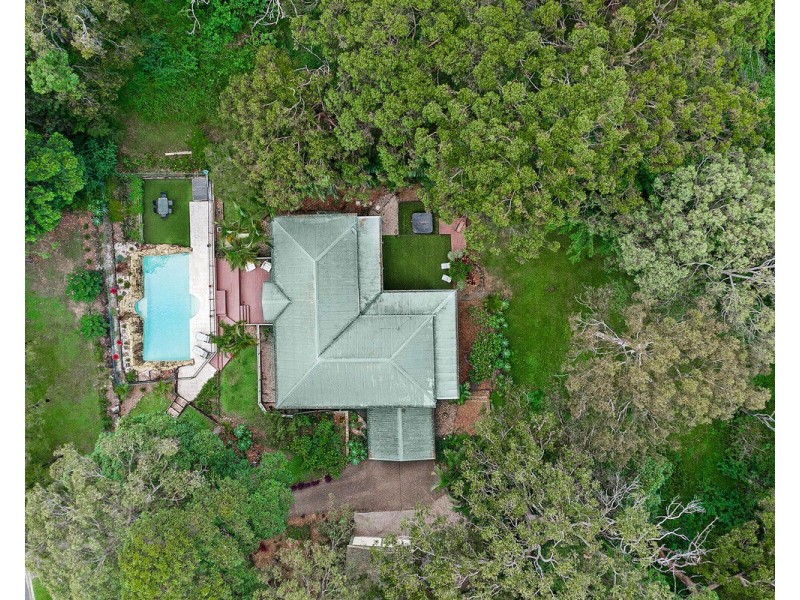 8 Raleigh Terrace, Currumbin Waters QLD 4223