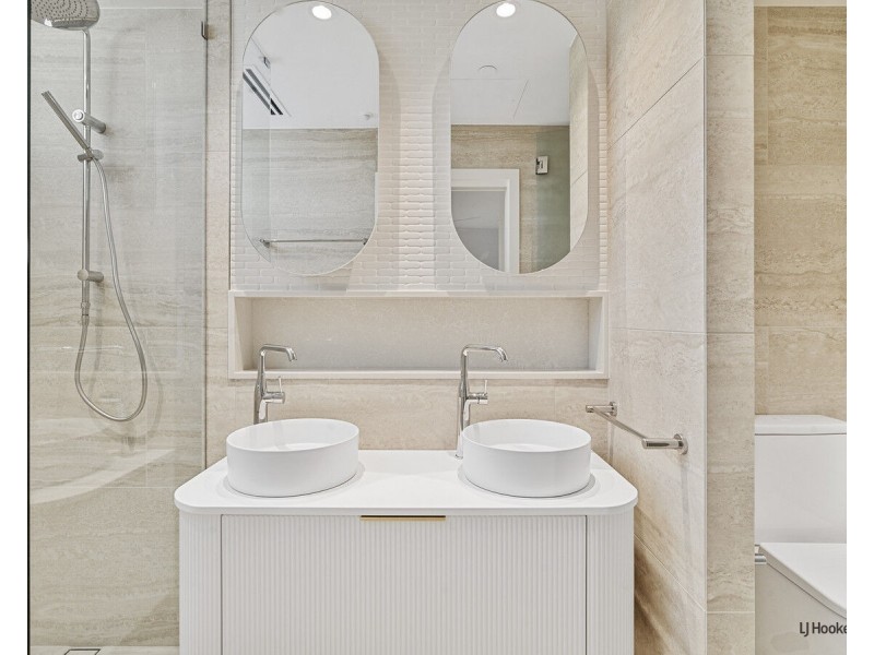 101/321 Golden Four Drive, Tugun QLD 4224