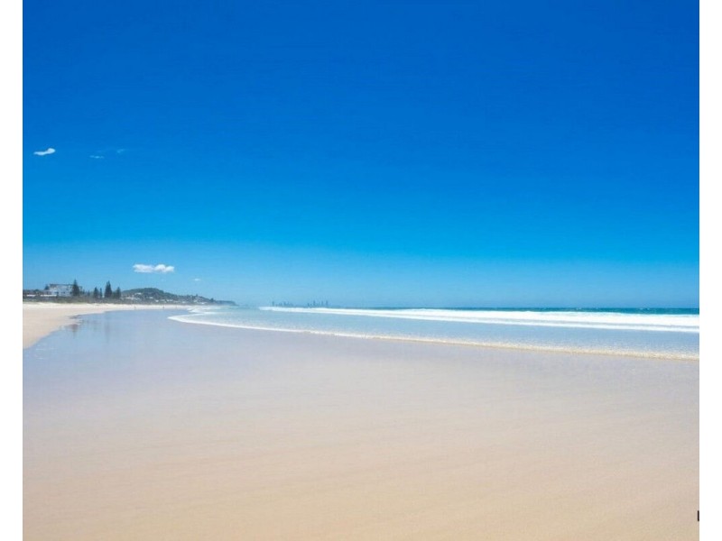 101/321 Golden Four Drive, Tugun QLD 4224