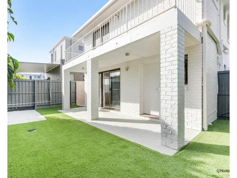 2/30 Cypress Terrace, Palm Beach QLD 4221