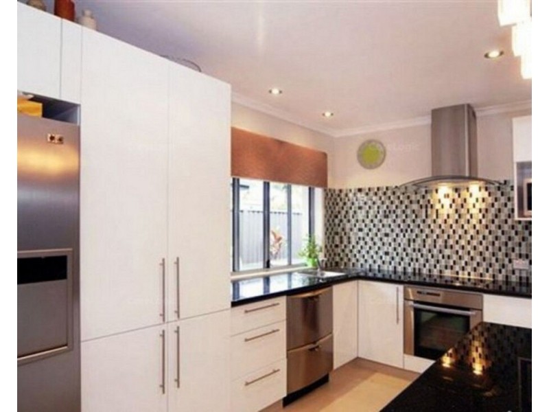 49 Twenty Sixth Avenue, Palm Beach QLD 4221