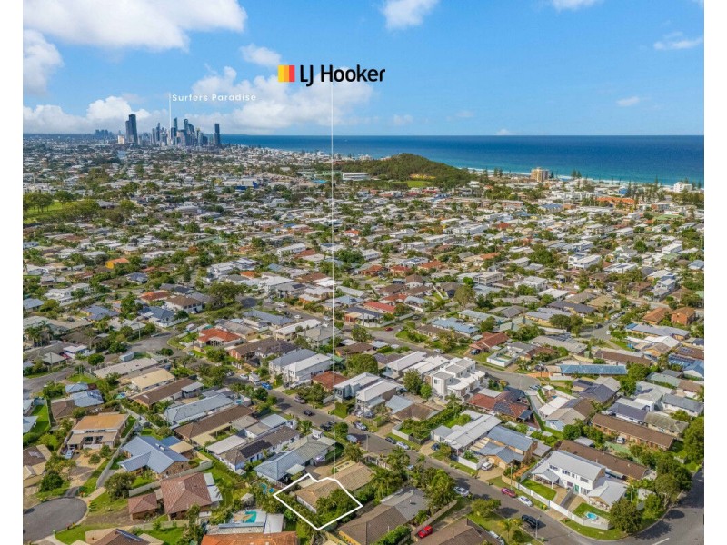 2/16 Doggett Drive, Miami QLD 4220