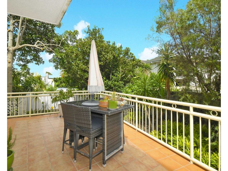 1/1198 Gold Coast Highway, Palm Beach QLD 4221