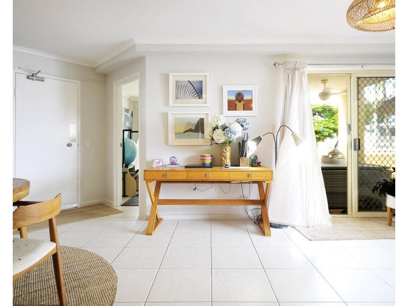 1/1198 Gold Coast Highway, Palm Beach QLD 4221