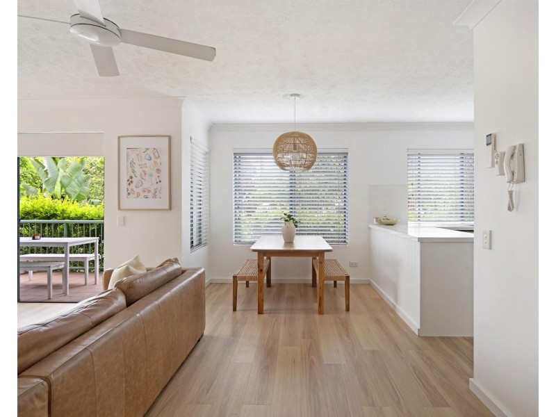 1/17-19 Markeri Street, Mermaid Beach QLD 4218