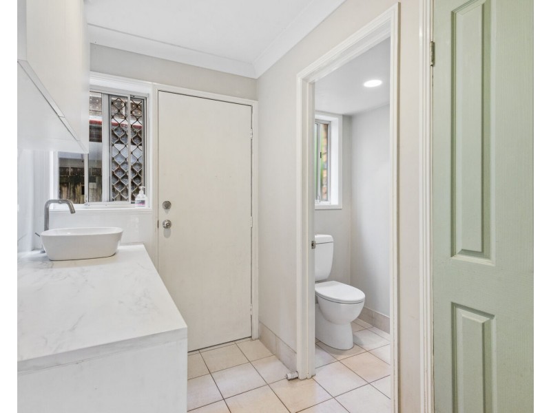 2/28 First Avenue, Palm Beach QLD 4221