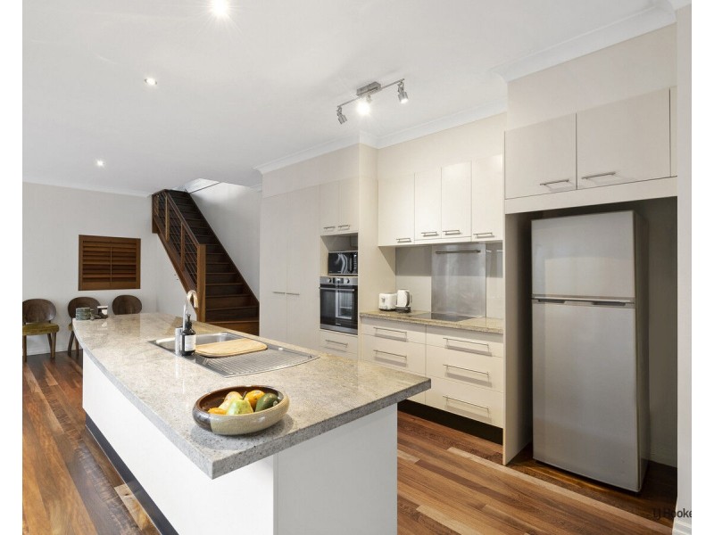 1/31 Third Avenue, Palm Beach QLD 4221