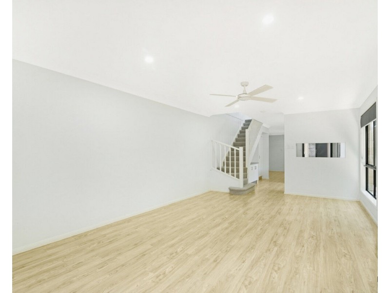 1/86 Sunshine Parade, Miami QLD 4220