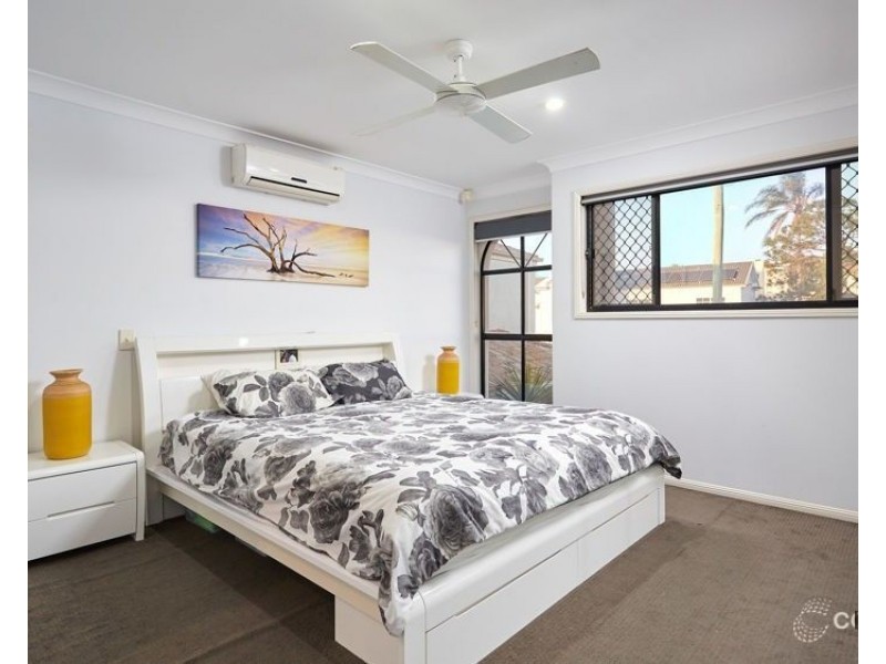 1/86 Sunshine Parade, Miami QLD 4220