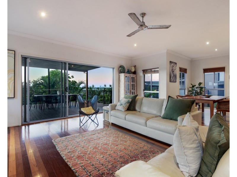 18 Kukulies Court, Currumbin Waters QLD 4223