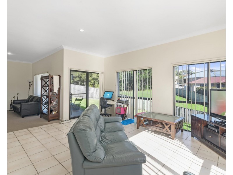 9 Laurina Court, Elanora QLD 4221